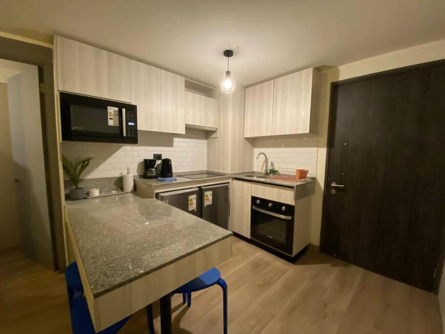 Depto Familiar 2d2b Con Terraza, Lavanderia Y Ascensor Apartamento